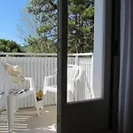 In A Quiet Location-beahost * Μπιμπιόνε